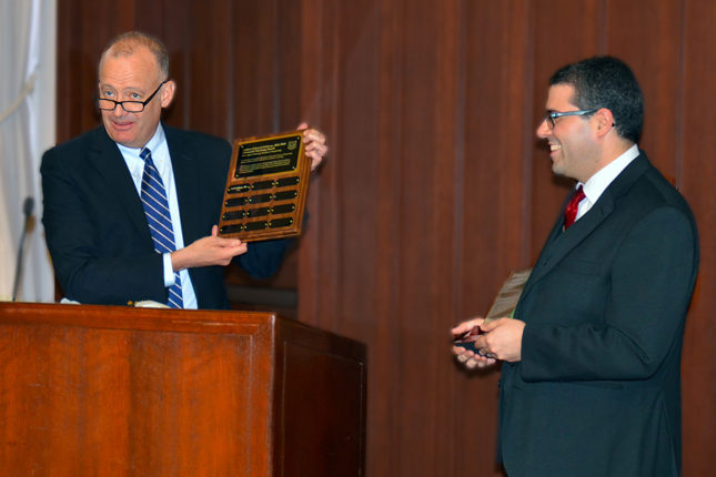 Seth Goldberg Receives Inaugural Nathan Hellman Teaching Award