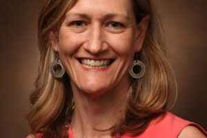 Dr. Leslie S. Gewin Joins WashU Nephrology Faculty
