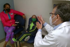 Michael Rauchman Heads Clinic that Eases the Transition from Pediatric-to-Adult Kidney Care